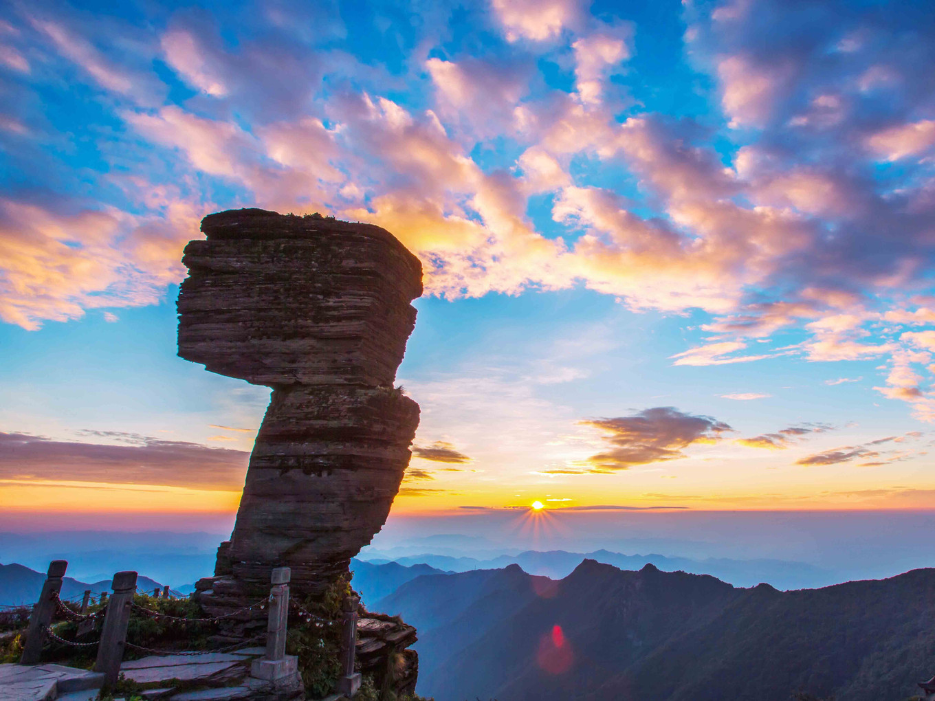 銅仁最美的10大景區(qū):除了梵凈山之外,還有哪里值得一去?